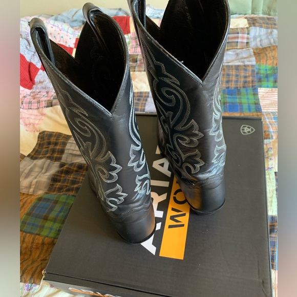 Men’s size 12 Justin Cowboy Boots - Picture 3 of 5